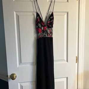 Mesh Floral Maxi Dress